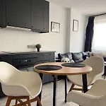 Modern And Comfortable Flat Near Palace Of Culture アパート *
