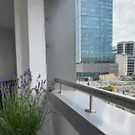 Modern And Comfortable Flat Near Palace Of Culture アパート ワルシャワ
